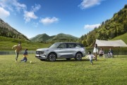升级540°全景影像及座椅，入门车型直降3000元，2025款锐界L超值上市